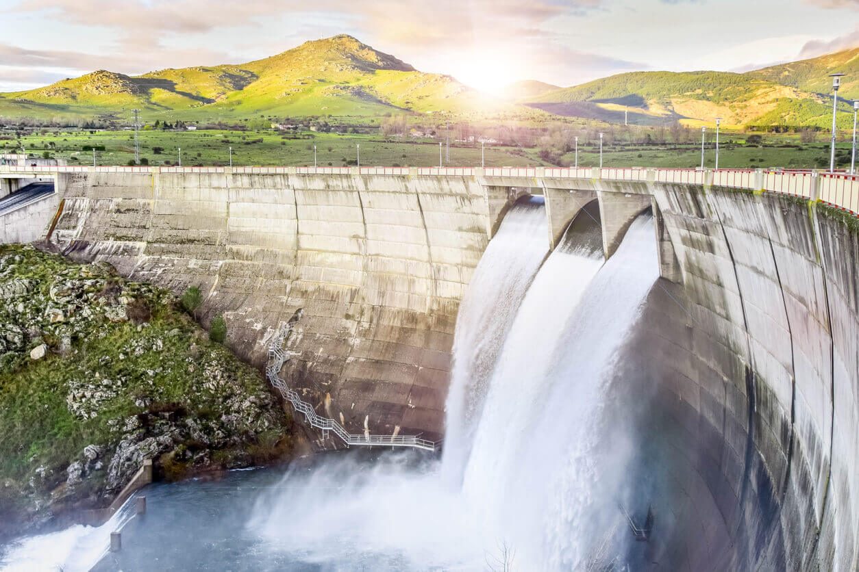 La hidroeléctrica, una de las principales energías verdes.